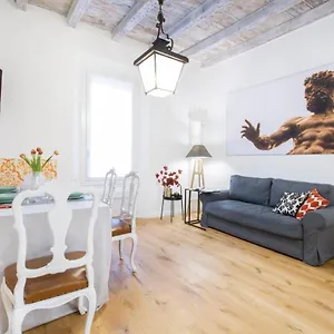 Apartamento Getthekey San Vitale, Bolonia
